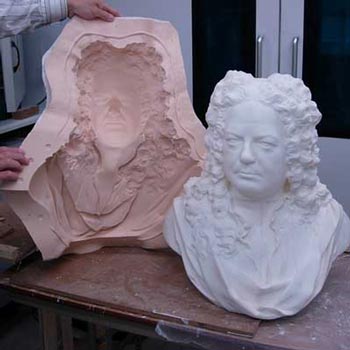 The master model of the bust (created in nylon from the computer model) with the mould © National Conservation Centre, Liverpool