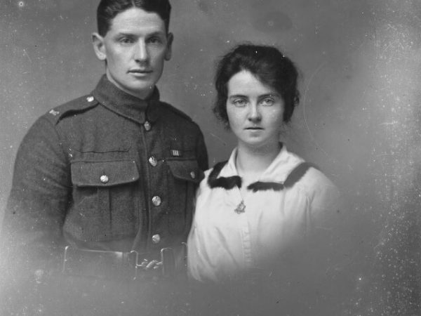 Unknown couple, c.1914-c1918 (DCH Mil 026) The National Library of Wales. Full cataloguing http://cymru1914.org/en/view/photographs/3891089